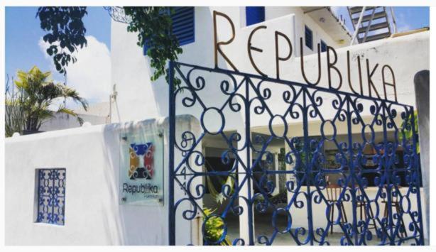 Hostel Republika photo 1