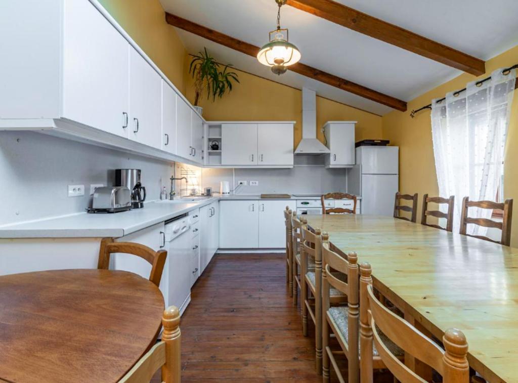 Appartement de 7 chambres avec jardin clos a Ferrieres les Verreries photo 3