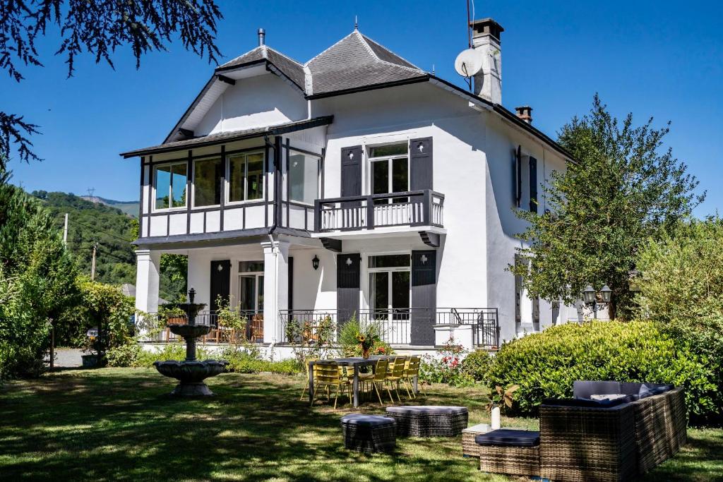 Luxury Pyrenees Villa, Tourmalet, gardens, gym photo 2