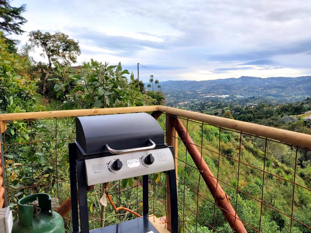 Glamping con jacuzzi cerca a Medellin photo 3