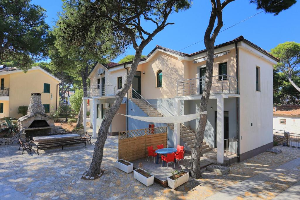 Apartments and rooms by the sea Rogoznica - 3266 photo 2