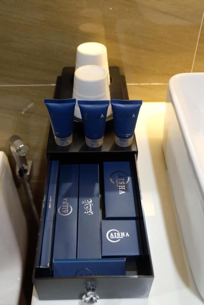 Aisha House and Apartment