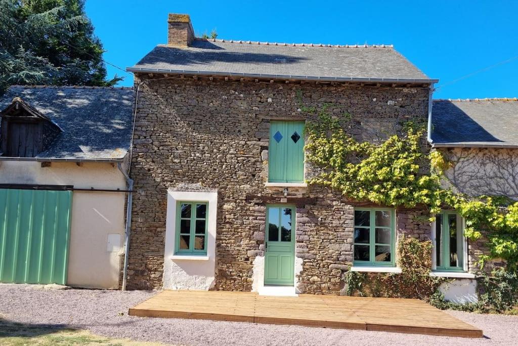 Longère indépendante avec terrain de tennis privé photo 2