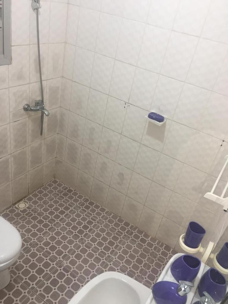 Appartement Meublé 2 et 3 Chambres Avec Groupe Électrogène À Makèpè photo 4