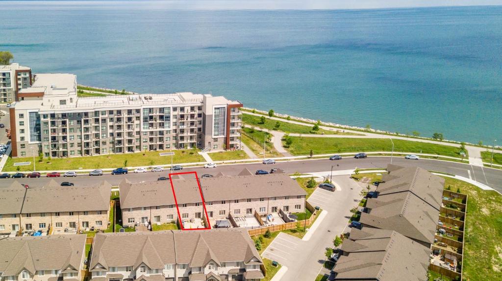 GLOBALSTAY Waterfront 20Ppl 5 Bedroom Townhouse Hot tub Sauna photo 1