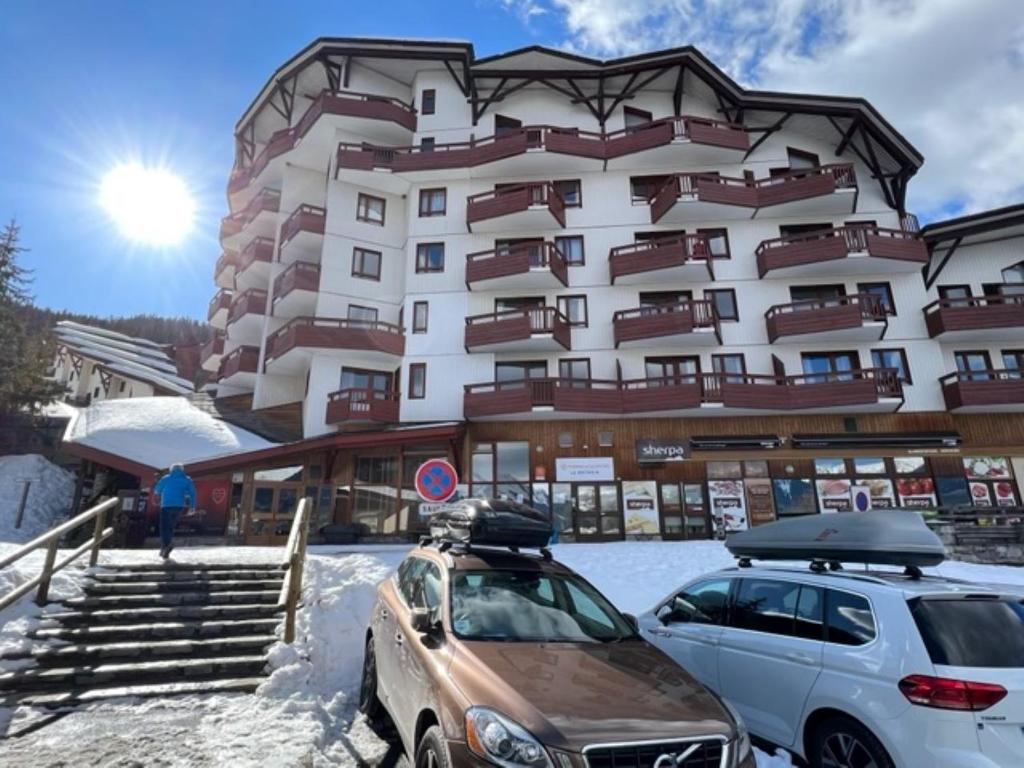 Appartement La Tania 2 pièces garage dans chalet pied pistes
