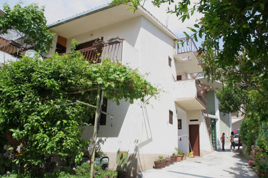 Apartments by the sea Baska Voda, Makarska - 2724 photo 1