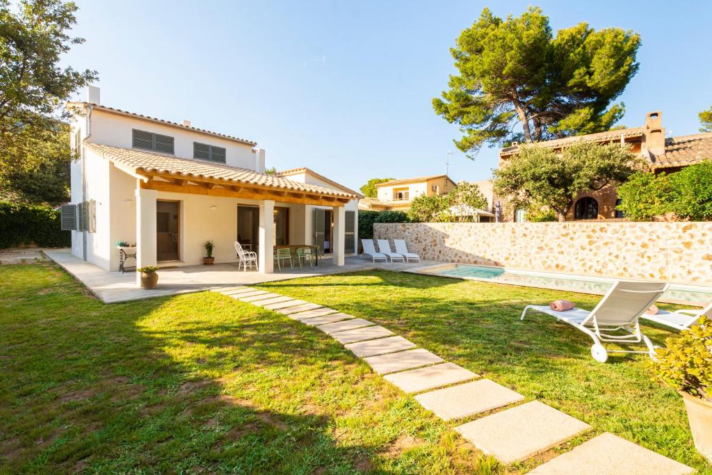 Villa with pool near the beach in Cala Sant Vicenç photo 1