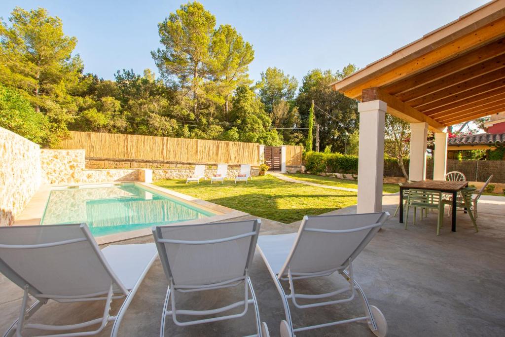 Villa with pool near the beach in Cala Sant Vicenç photo 2