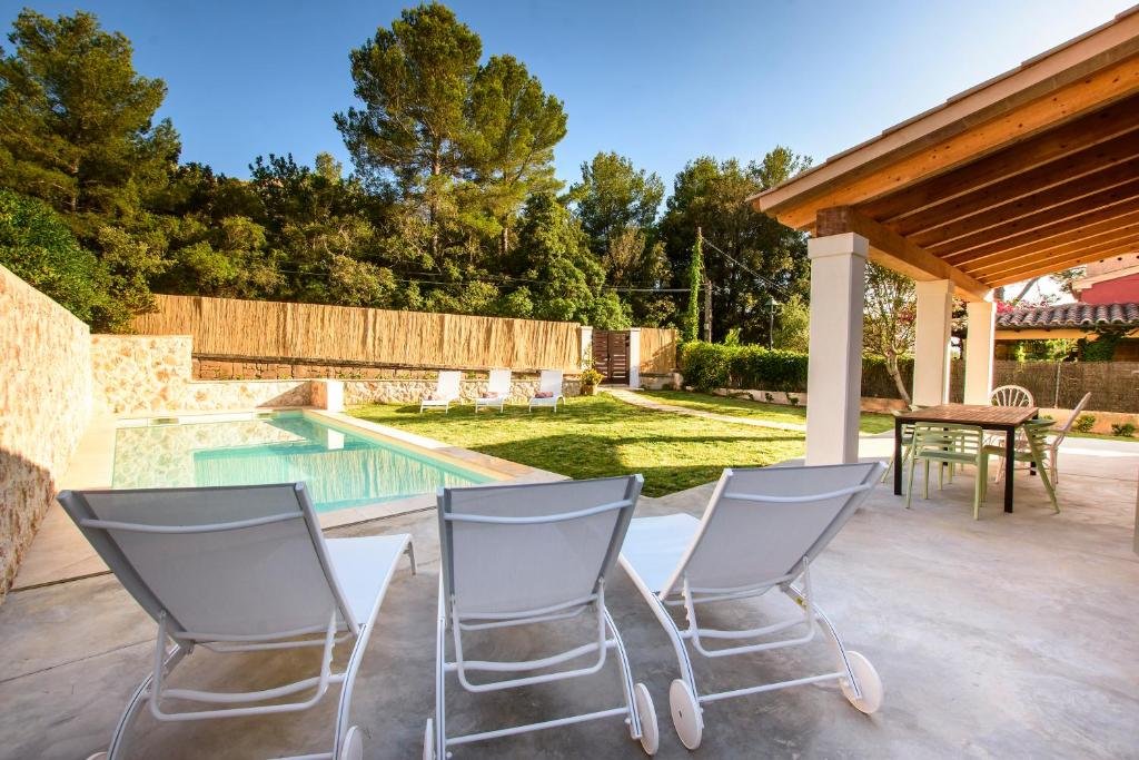 Villa with pool near the beach in Cala Sant Vicenç photo 4