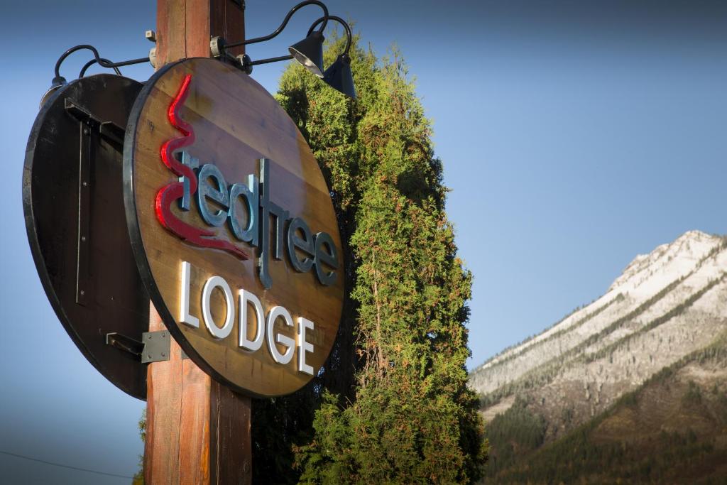 Red Tree Lodge photo 3