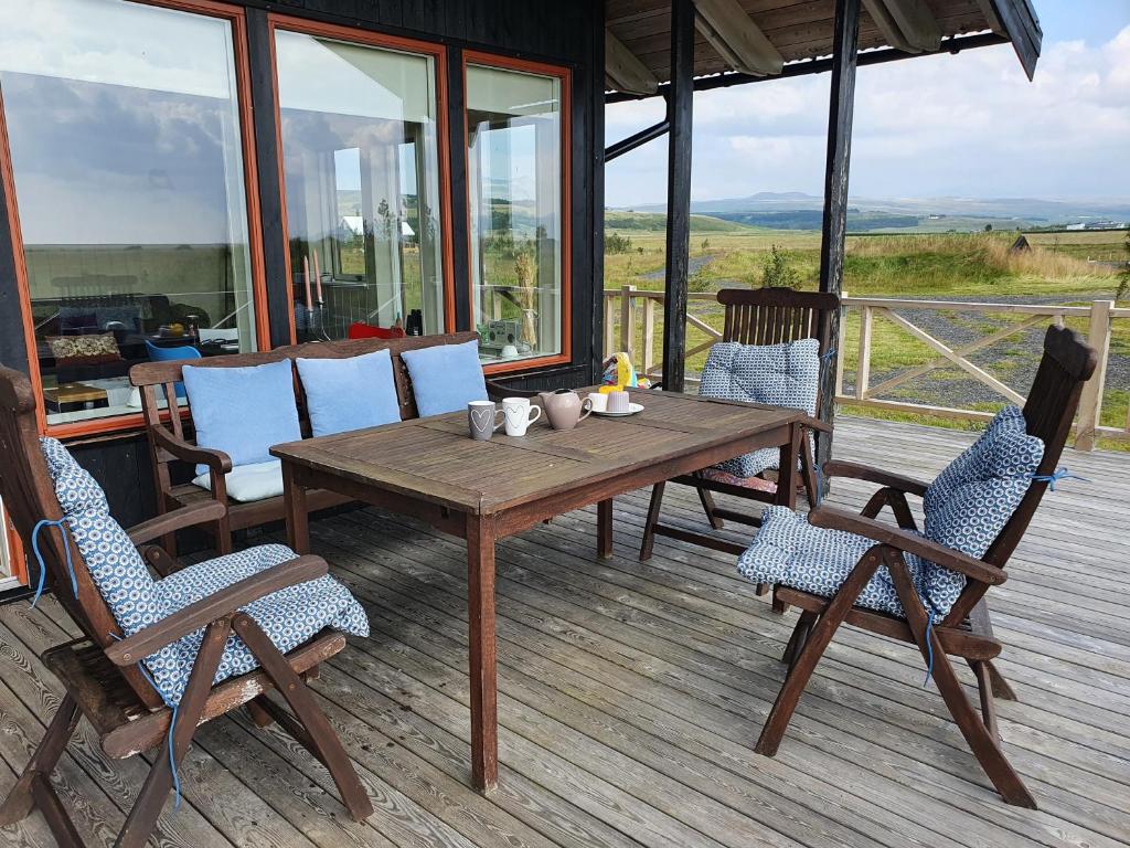 Adorable cosy and private new cabin in the south photo 3