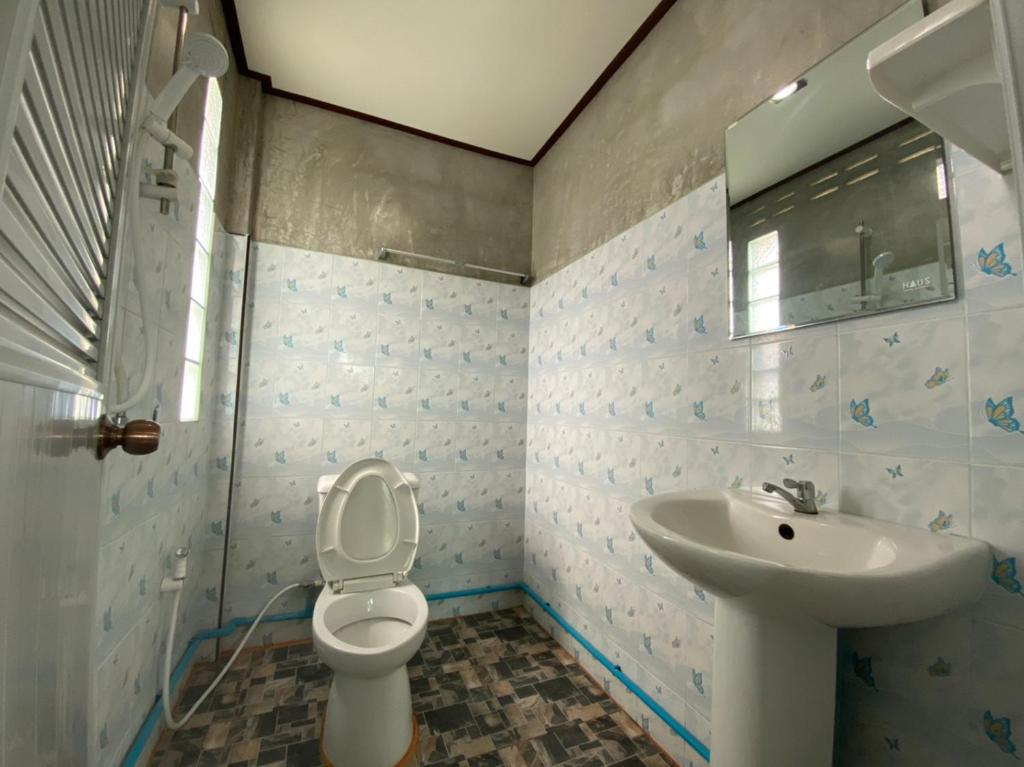 Pruksa View Homestay Room Type - Standard Twin Room
