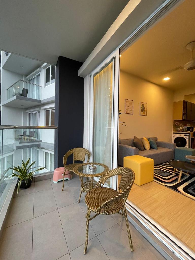 Kincir Homesuites - Free WiFi & Netflix photo 1