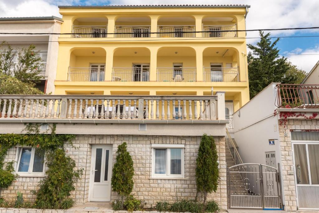 Apartments with a parking space Dramalj, Crikvenica - 5592 photo 2