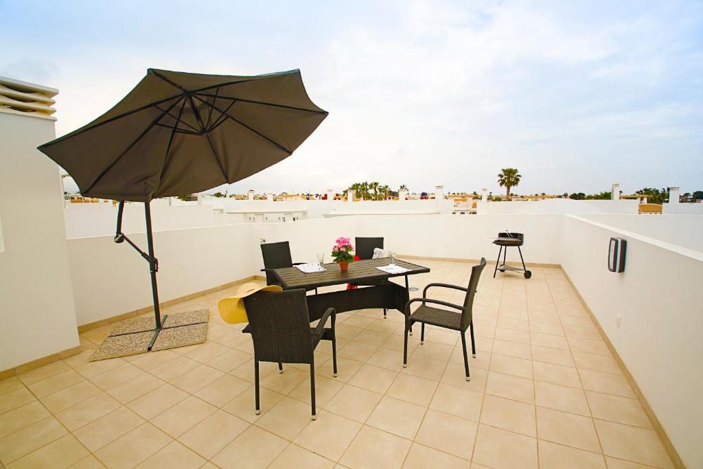 Luxury bungalow Allegra 43 with AC and Pool photo 4