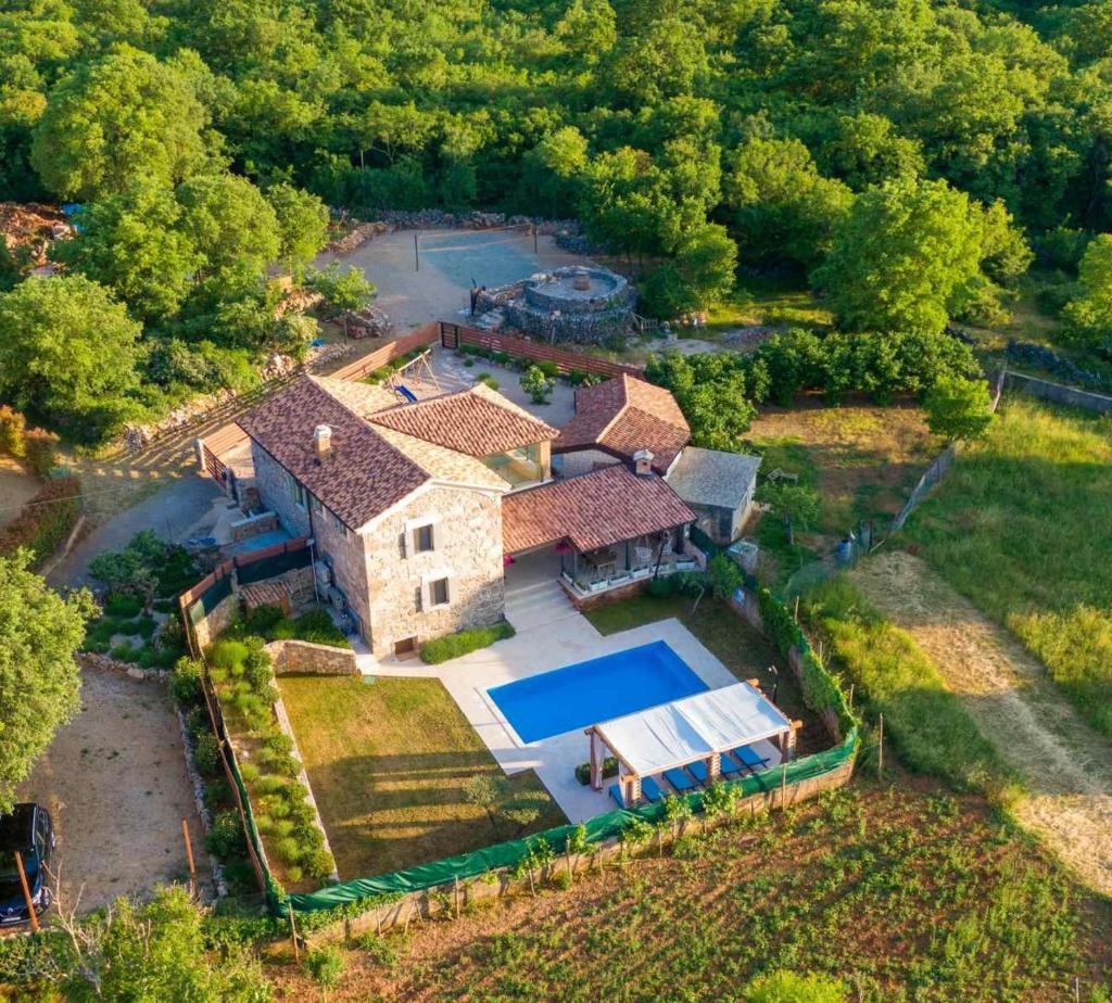 Villa Campiello heated pool photo 1