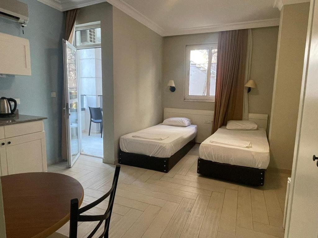 Two Seas Hotel photo 1