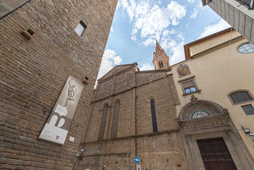 Signoria Guest House Florence - Tap to explore photos