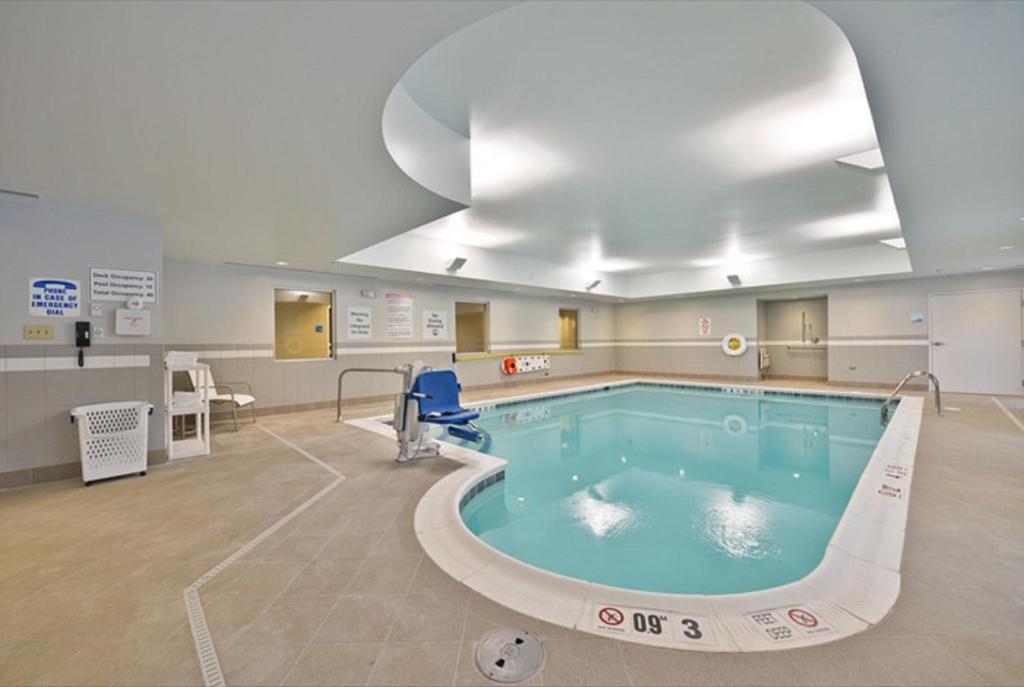 Holiday Inn Express Canandaigua - Finger Lakes, an IHG Hotel image