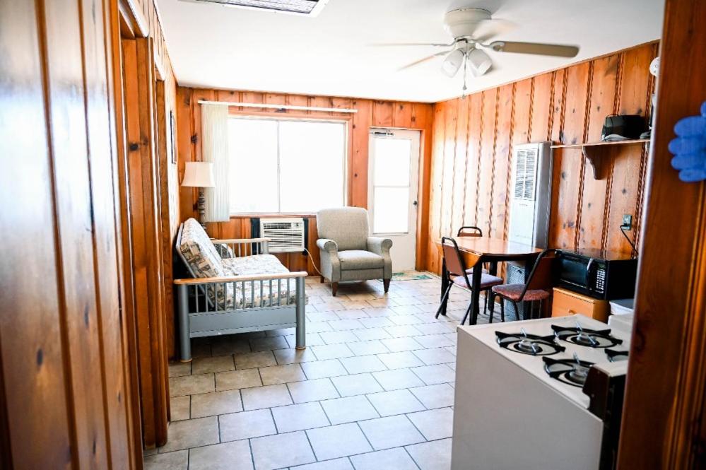Lamplighter Resort photo 1