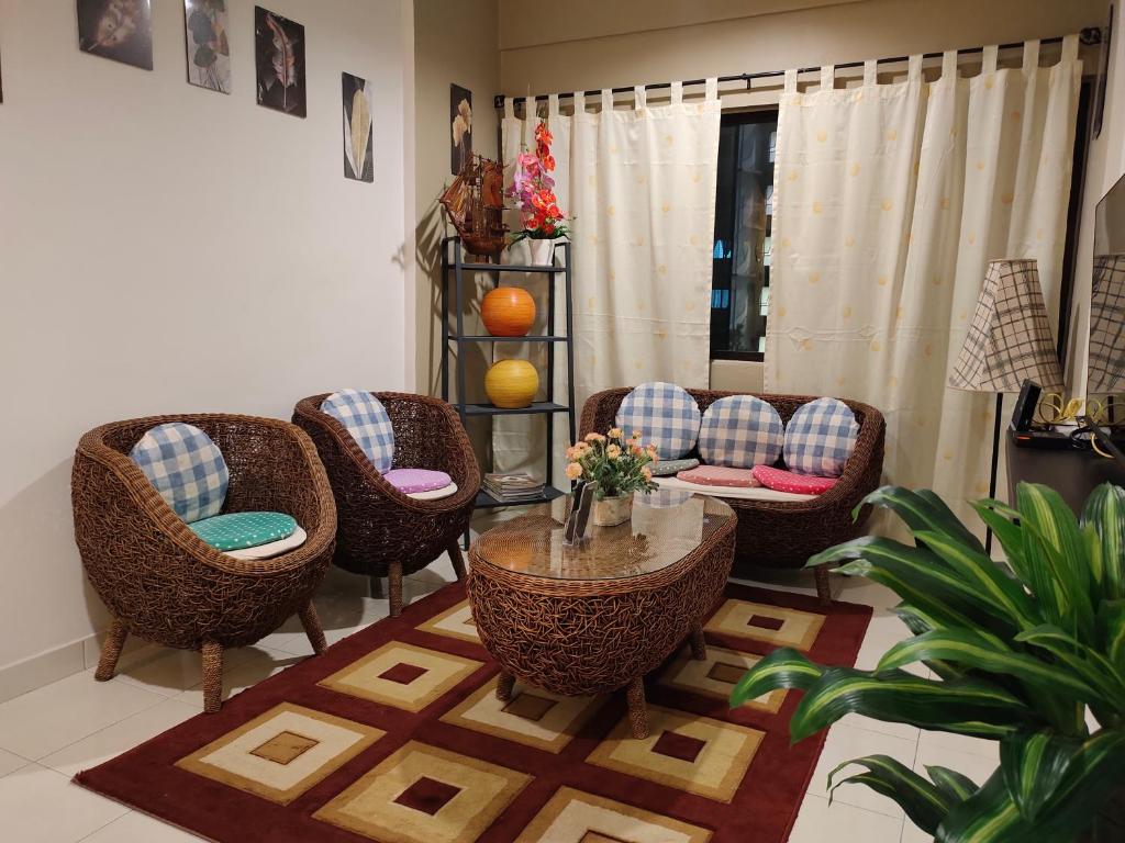 De Cozy Corner Suria Rafflesia Setia Alam photo 2