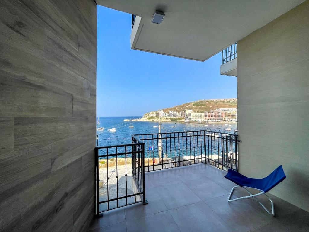 Sea-view Apartment in Marsalforn photo 4
