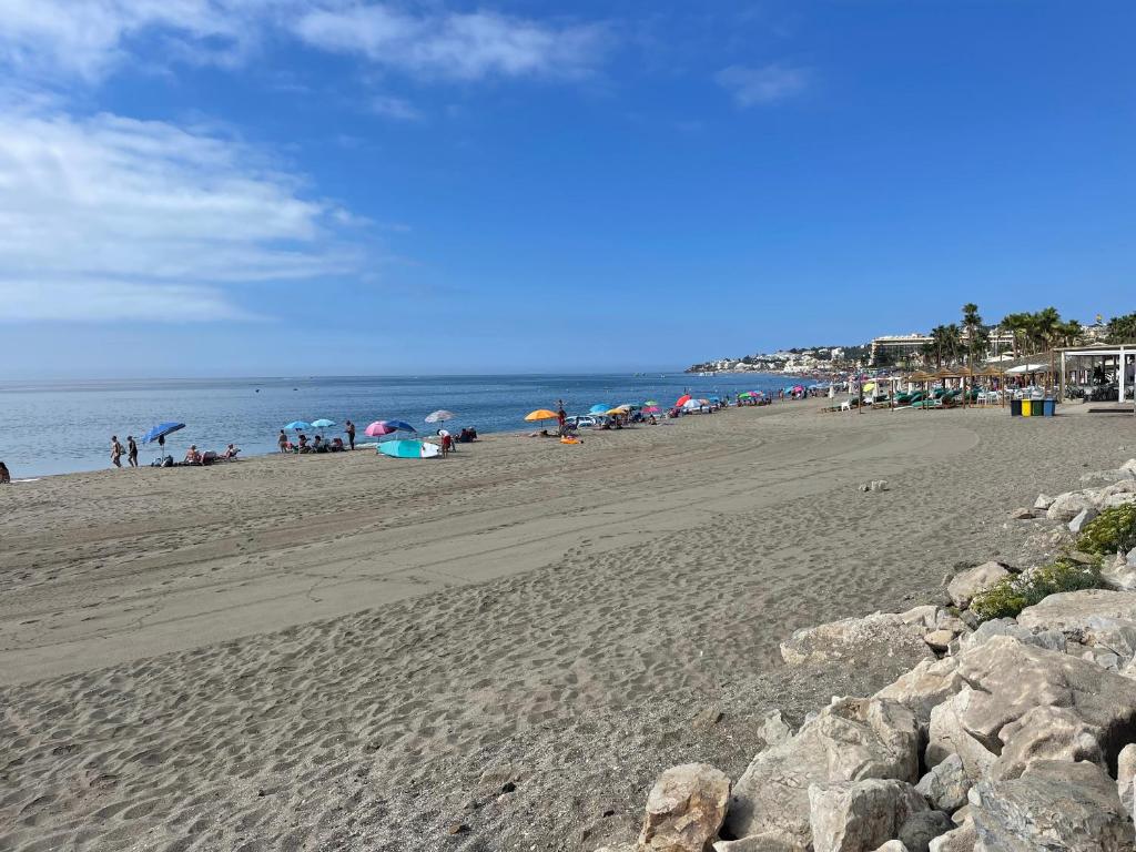 La Cala Holiday Retreat - Tap to explore photos