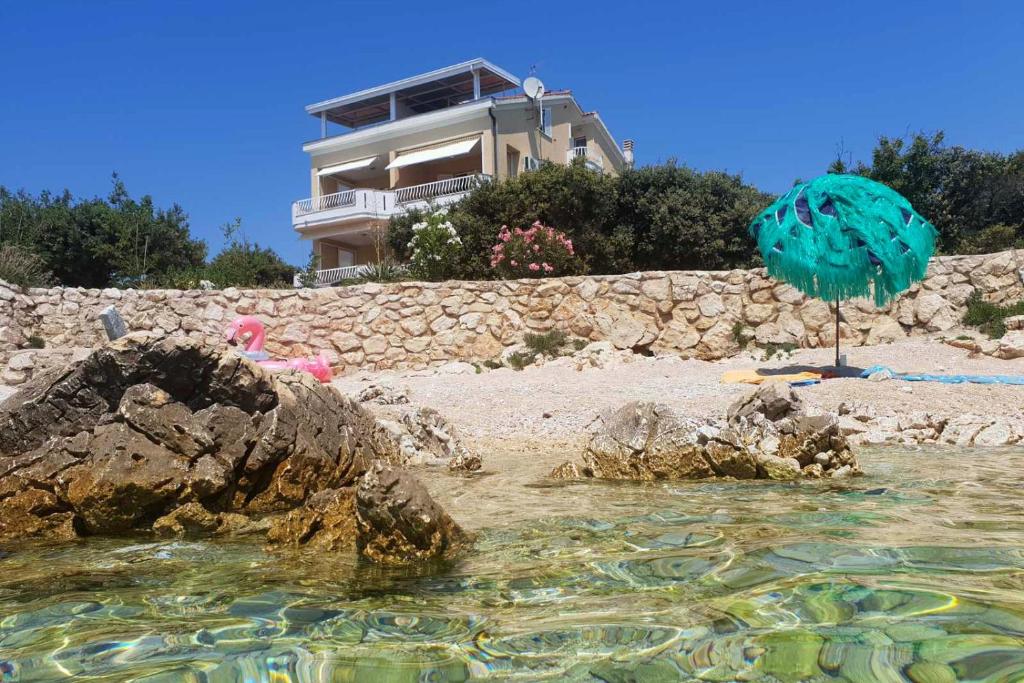 Apartments by the sea Mandre, Pag - 6386
