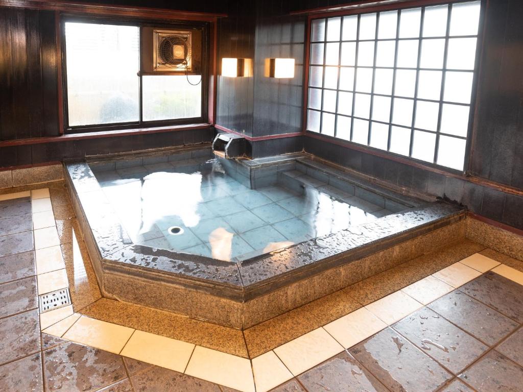 Hotel Castle Inn Suzuka photo 1