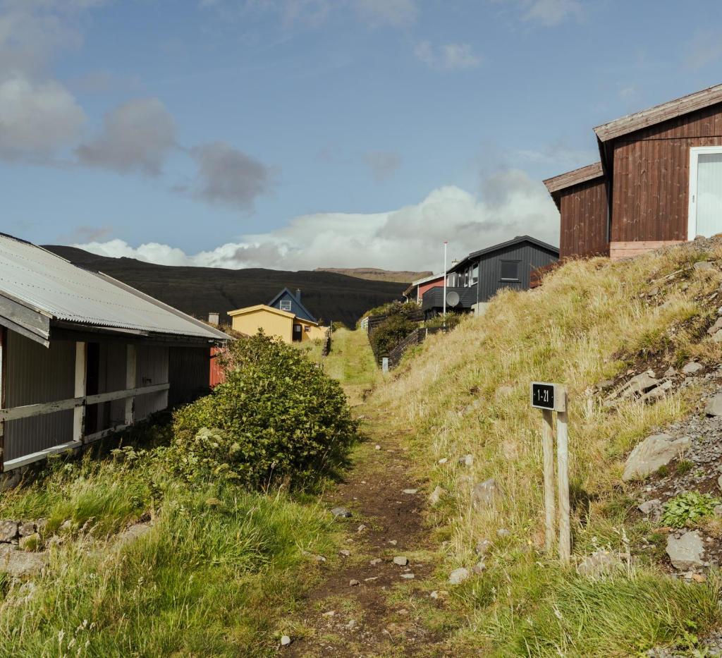Cozy 2-bedroom house with a fantastic view photo 1
