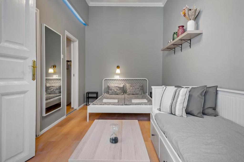 Cosy Studio in heart of Budapest (AF56B) Room Type - One-Bedroom Apartment