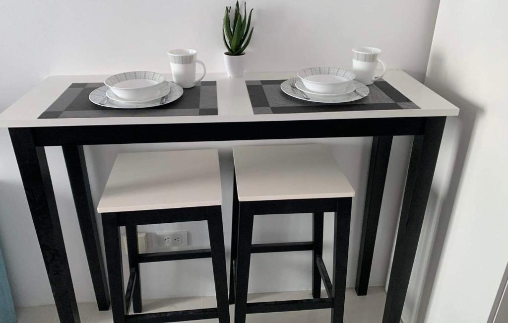 Grand Riviera Suites Comfy Condo near US Embassy Manila Bay Roxas Blvd Ermita Manila photo 3
