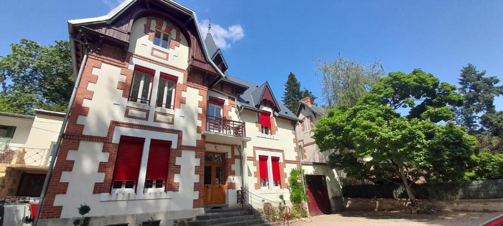PROXIMITE LE PAL- Appartement 4 pers - Entree SPA incluse