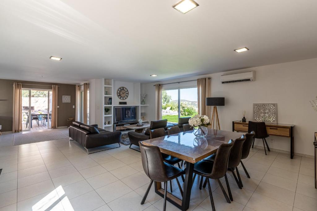 Villa Acula photo 1