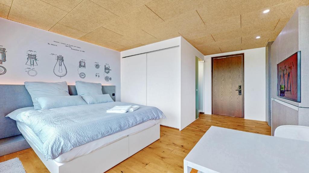 Evi's Home Hotel & Apartments photo 2