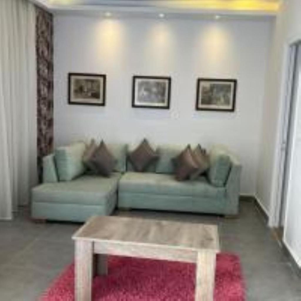 Golden Lake Marina Hotel photo 2
