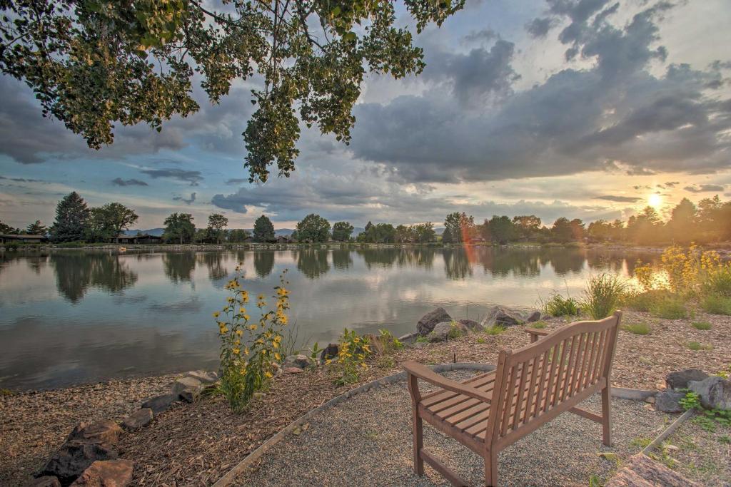 Denver Home with Large Yard and Private Lake Access! photo 1