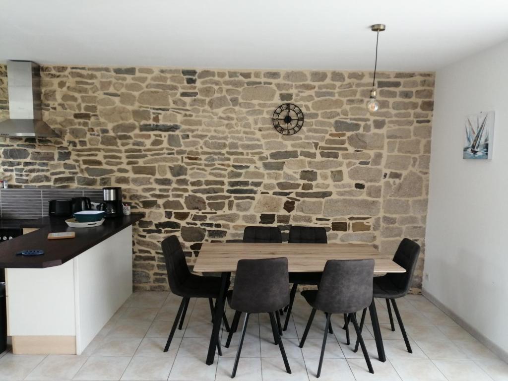 Maison Jullouville au calme photo 2