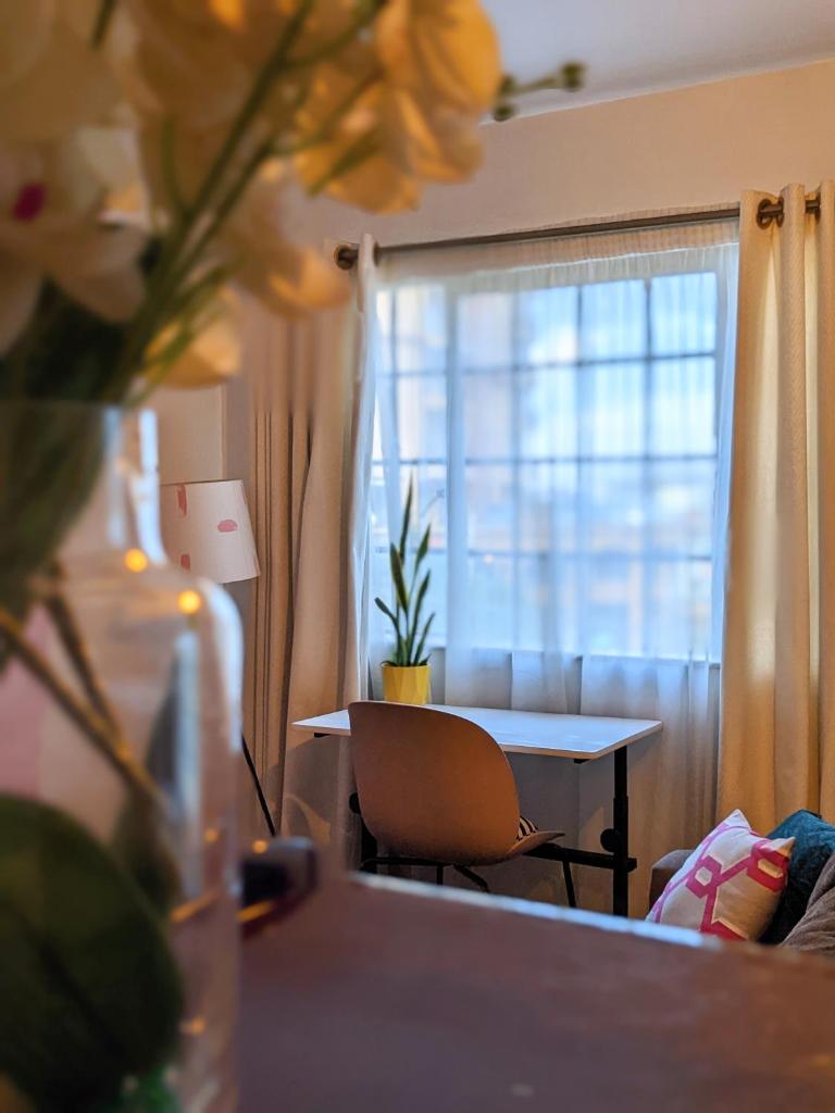 Home and Away Cozy Studio Apartment number 407 photo 3