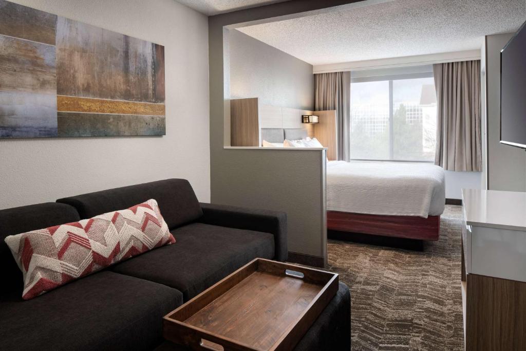 Sonesta Select Seattle Renton Suites photo 4