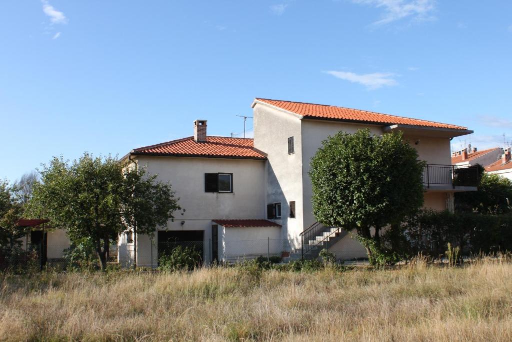 Apartments with a parking space Umag - 7057 photo 2