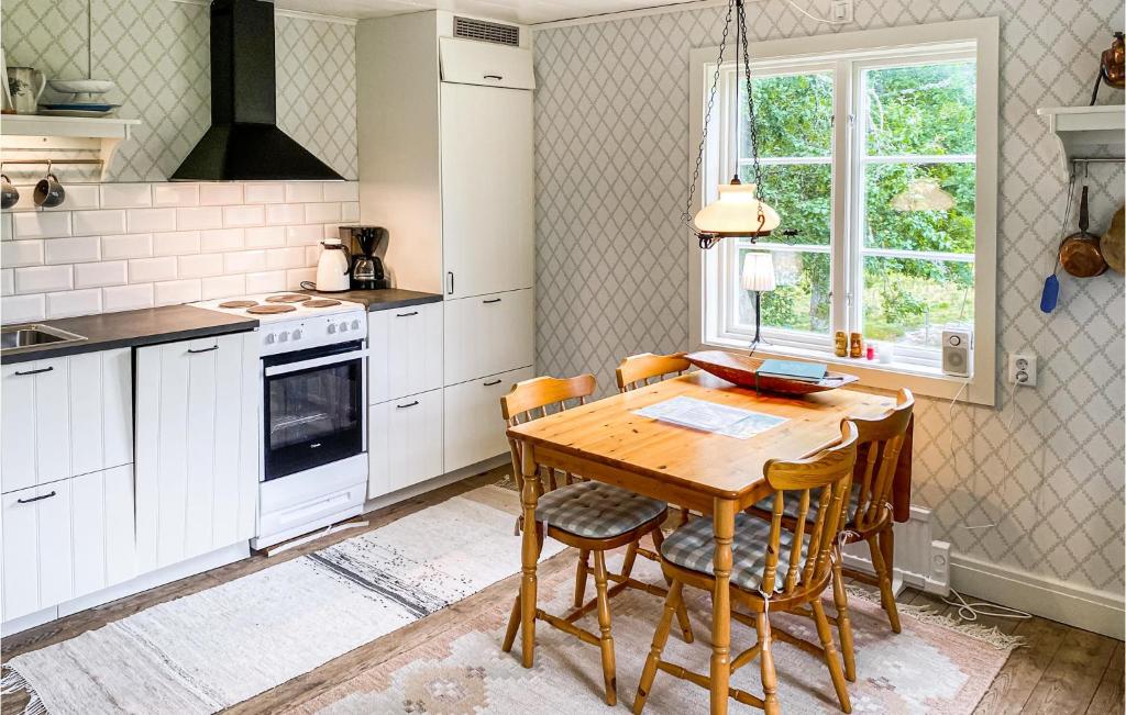 Beautiful Home In Tjllmo With 1 Bedrooms photo 2