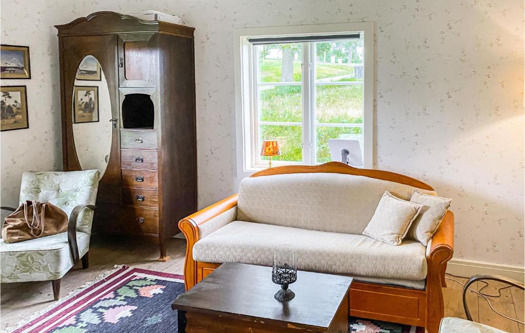 Beautiful Home In Tjllmo With 1 Bedrooms photo 3