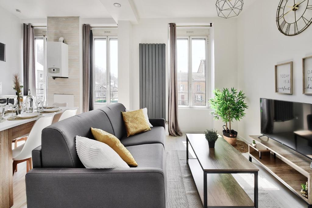 Appartement Cosy Bourgoin - Gare & Centre - Tap to explore photos