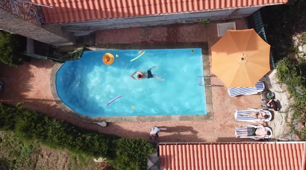 Casa con Piscina en Ramiras, Ourense photo 3