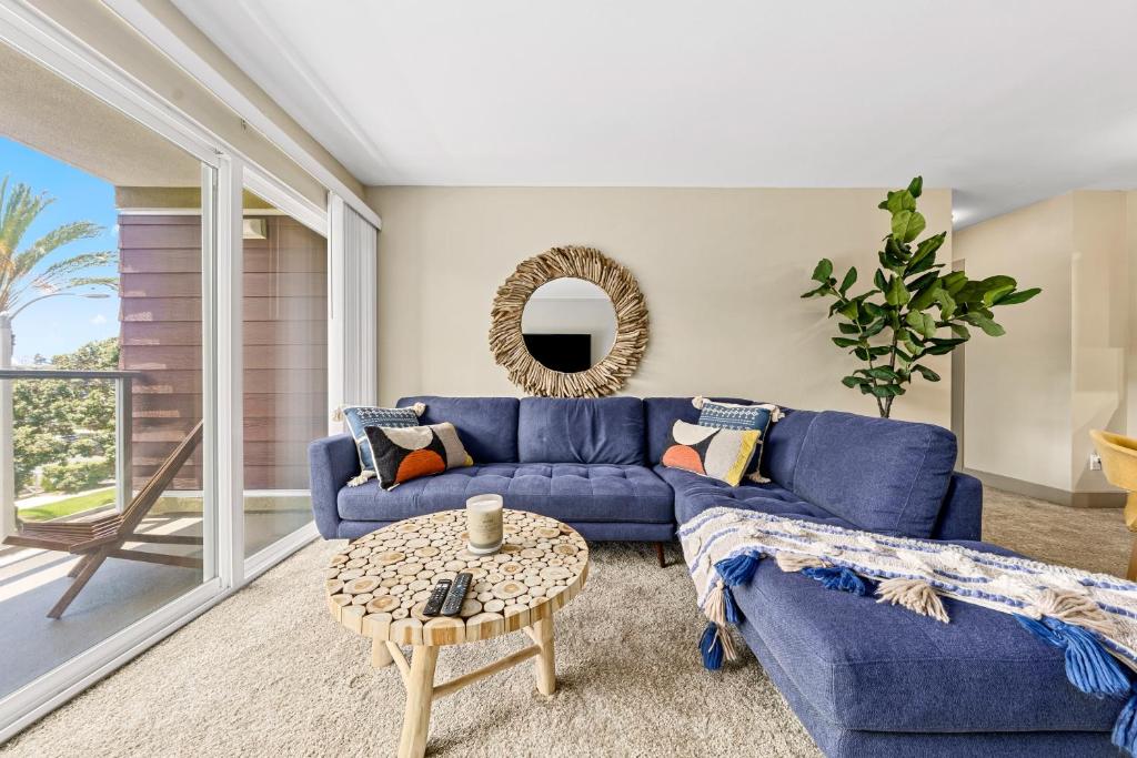 Beautiful Beachside Apartment With Marina View photo 2