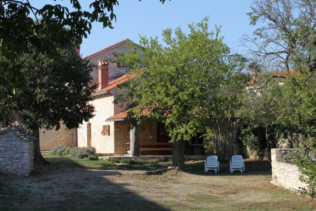 Holiday house with a swimming pool Stokovci, Central Istria - Sredisnja Istra - 7277 photo 1