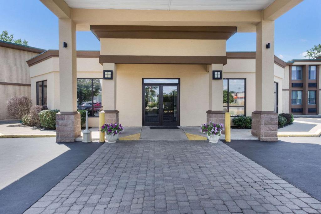 Quality Inn Central photo 2