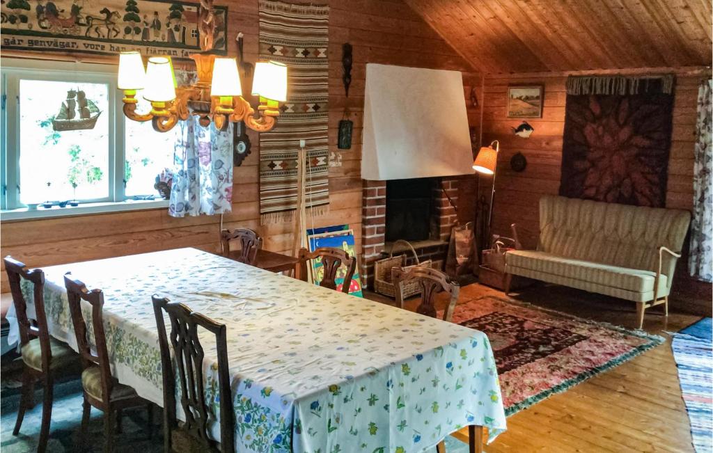 Amazing Home In kersberga With Sauna, 4 Bedrooms And Wifi photo 3